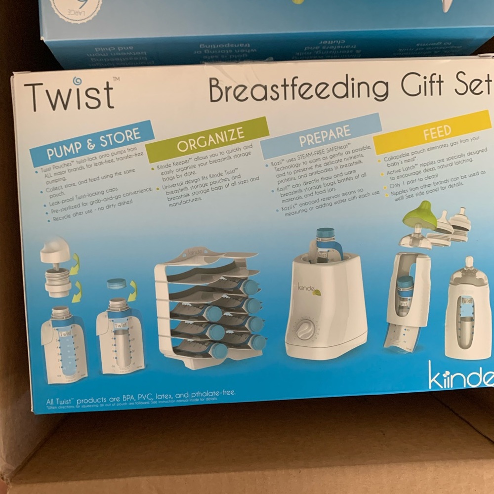 Kiinde breast feeding gift set. Missing bottle warmer. Foodii included!